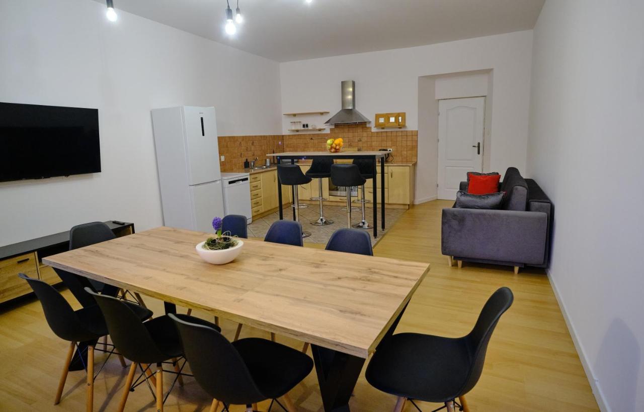 קובארה Urania Apartamenty מראה חיצוני תמונה