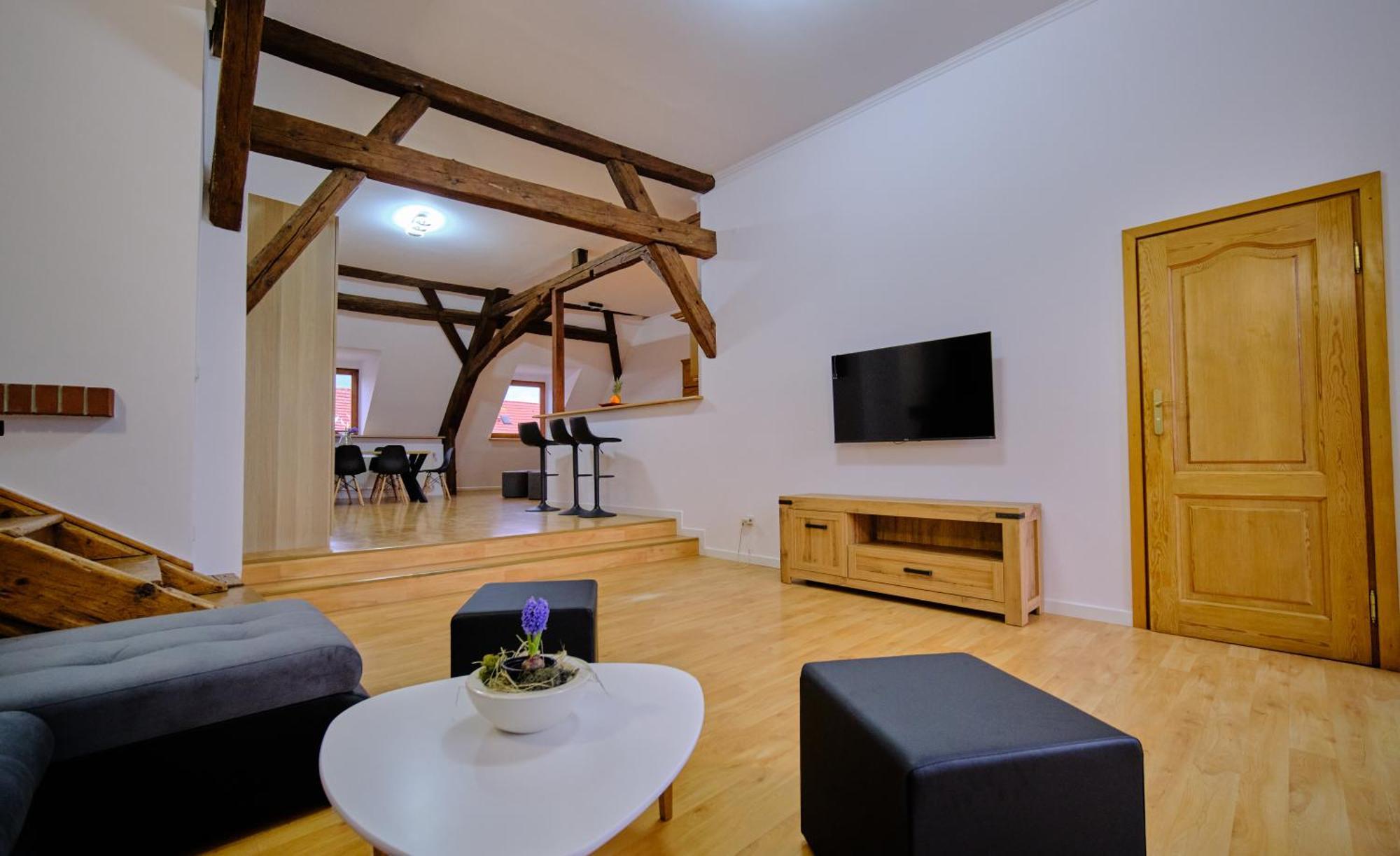 קובארה Urania Apartamenty חדר תמונה