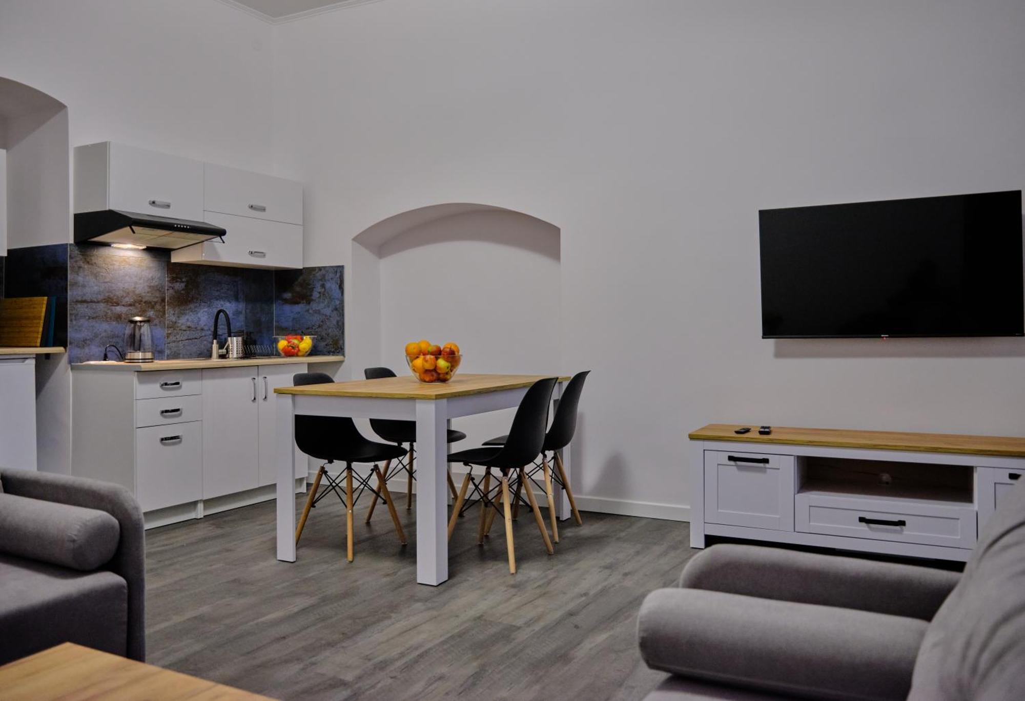 קובארה Urania Apartamenty חדר תמונה